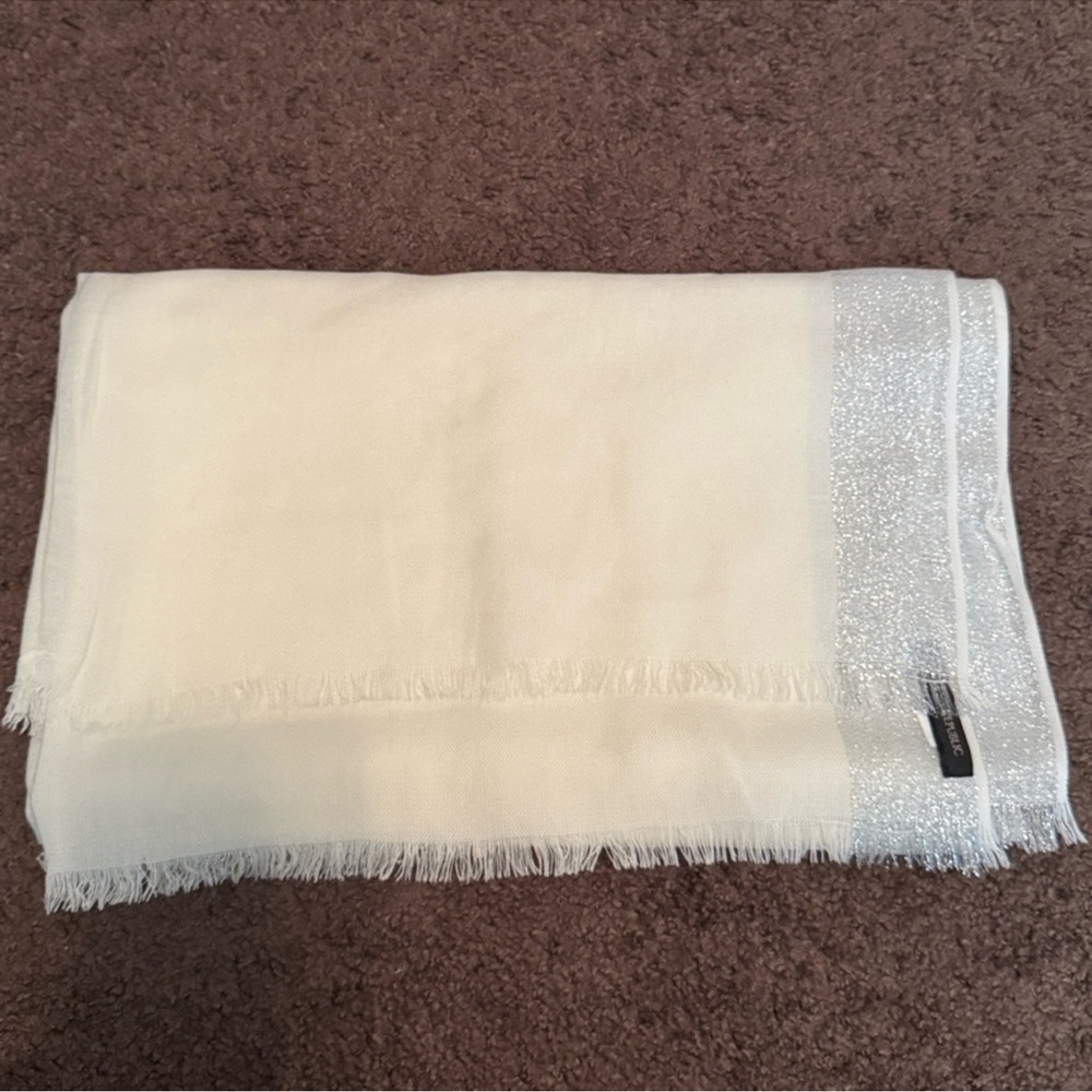 Banana Republic silver scarf